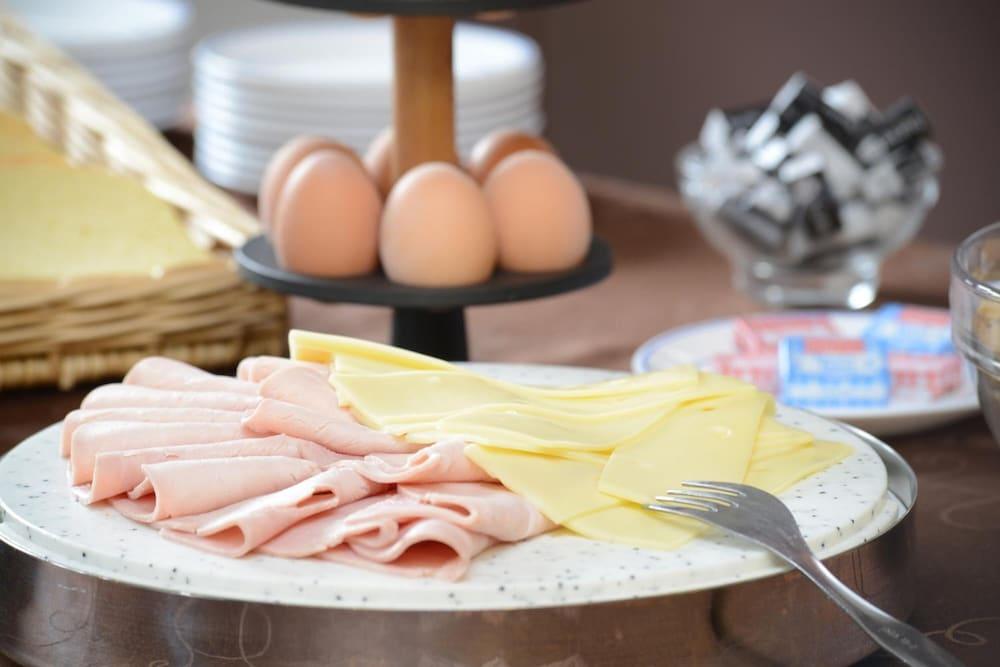 B&B Hotel Amneville-Les-Thermes Zewnętrze zdjęcie