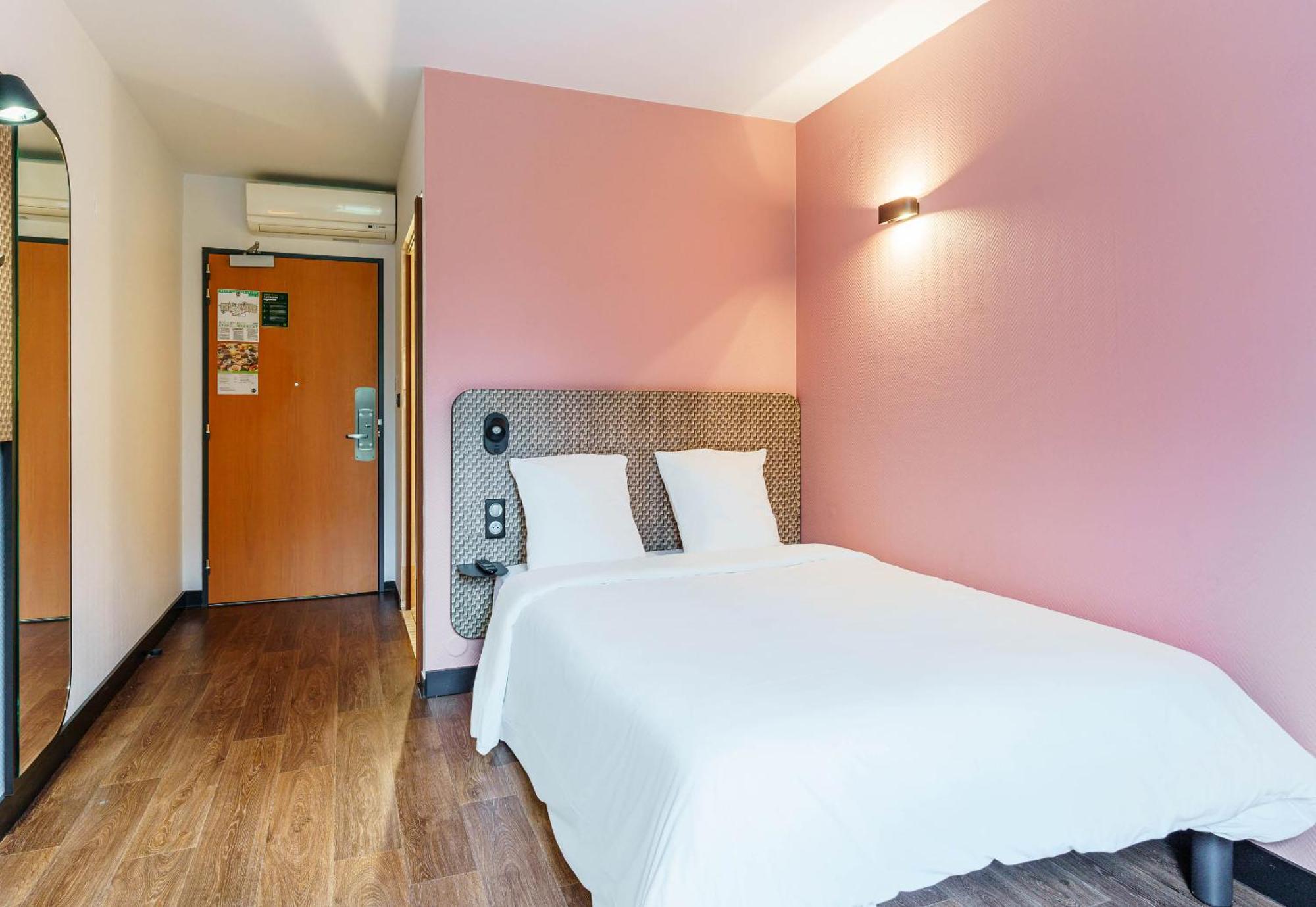B&B Hotel Amneville-Les-Thermes Zewnętrze zdjęcie